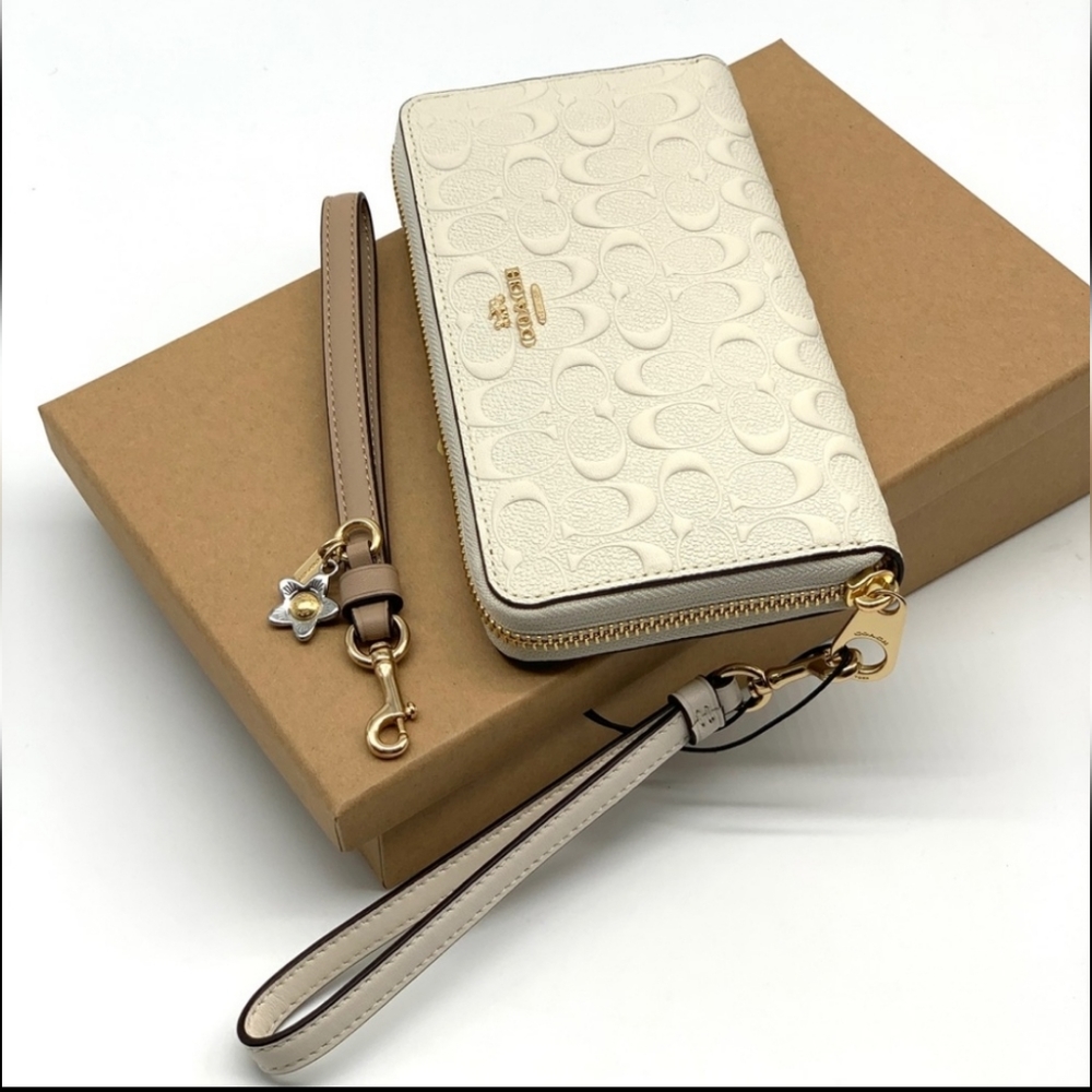 Coach wallet - Picture 2 of 6